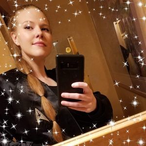 Meet your Posher, Alicia